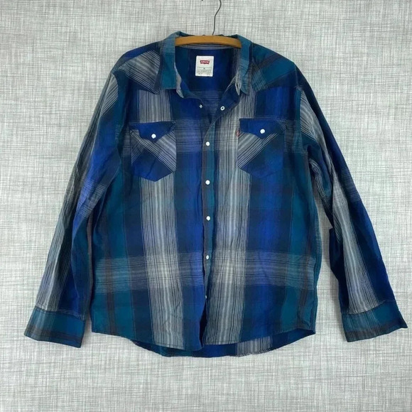 Levi's Other - Levis Shirt Long Sleeve Button Down Mens XXL 3452